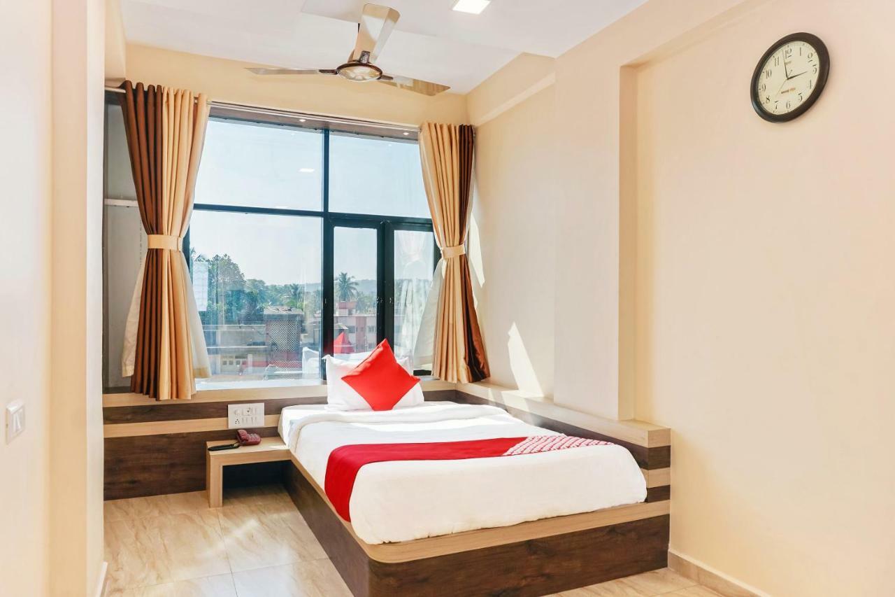 Oyo 29634 Hotel Navalai Pride Ratnāgiri Extérieur photo