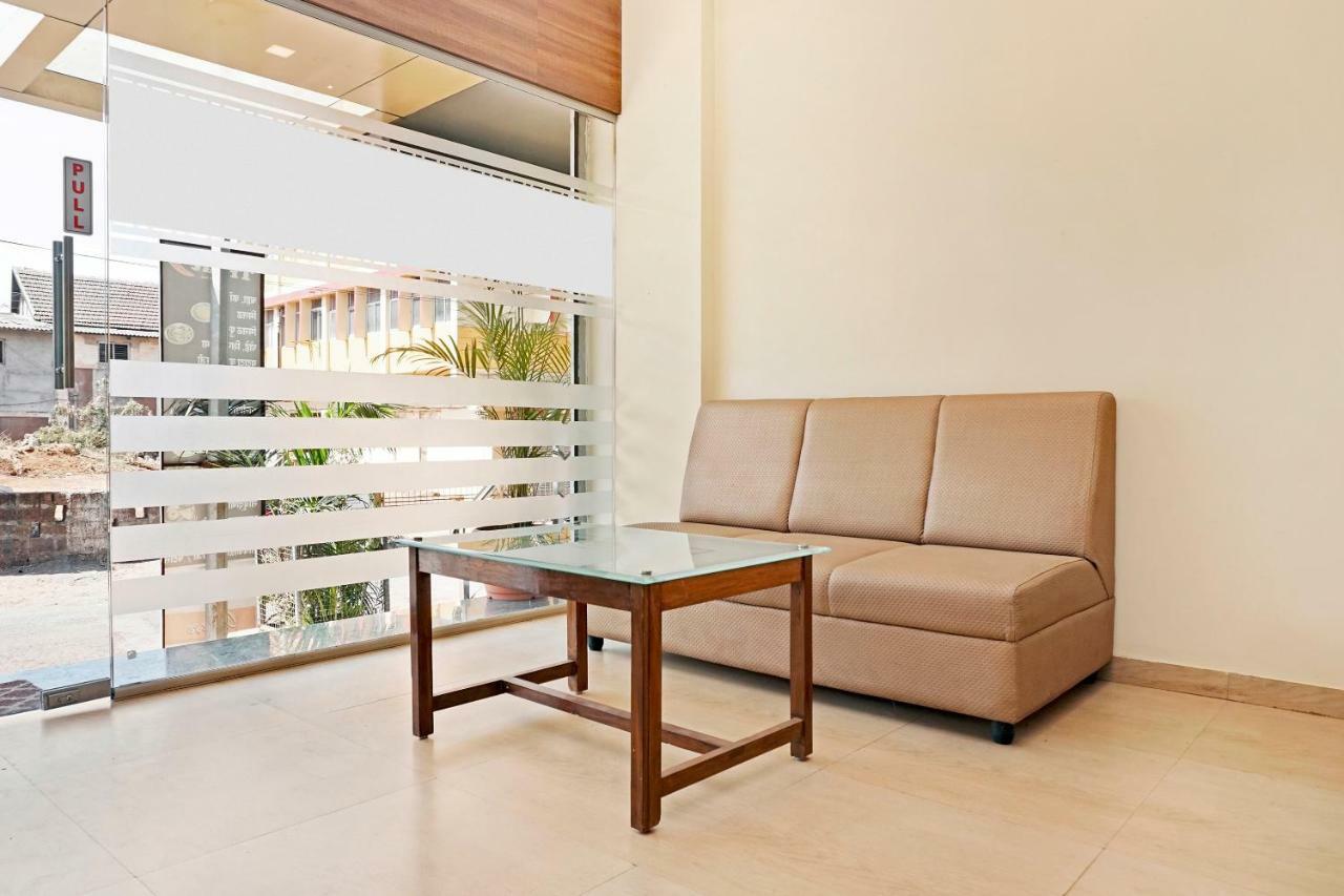 Oyo 29634 Hotel Navalai Pride Ratnāgiri Extérieur photo